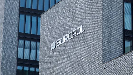 Europol: kriminálne aktivity sa presúvajú k altcoinom.