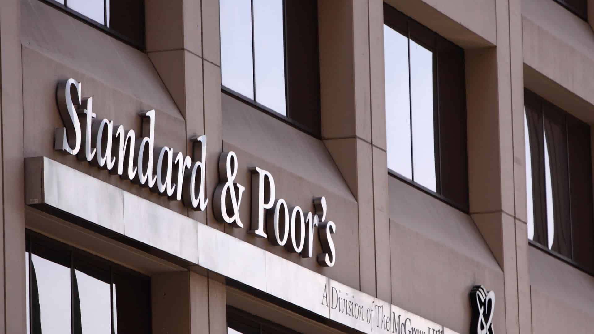 S&P: Ak chcú kryptomeny uspieť, potrebujú regulácie
