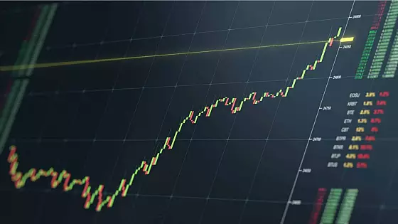 Trh s kryptomenami cez noc posilnil o 15%