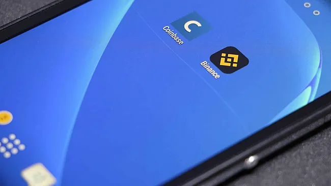 Coinbase vs Binance.