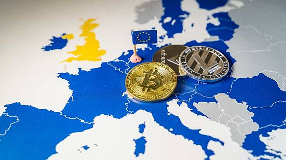 Európska Komisia zaujala oficiálne stanovisko voči blockchainu.