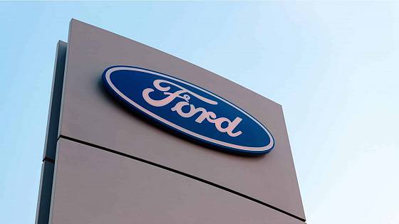 Ford má patent na využitie kryptomeny pre autá.