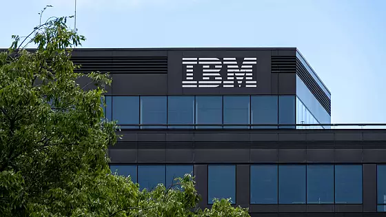 IBM vstupuje do sveta blockchainu.