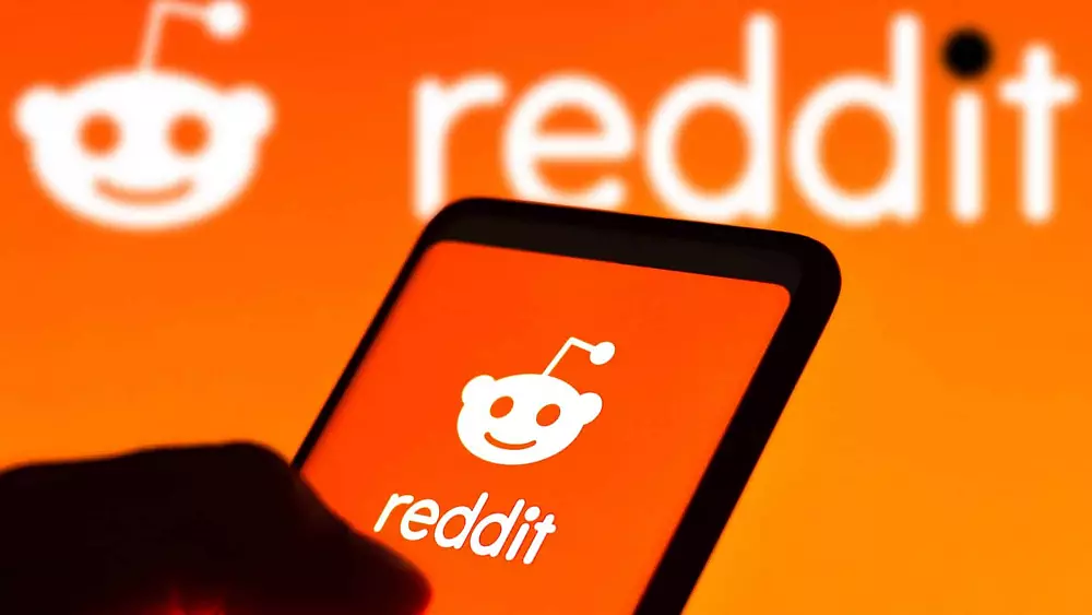 Reddit ruší nákupy za Bitcoin.