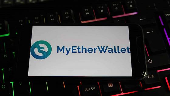 Peňaženka MyEtherWallet pod DNS útokom.