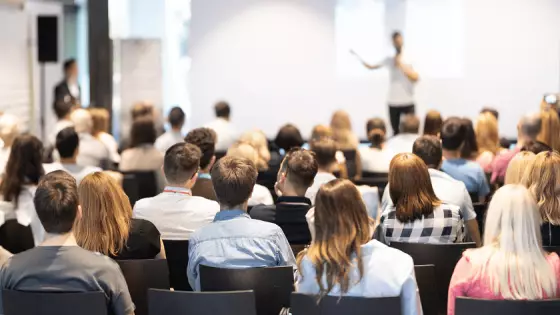 Paríž bude hostiť blockchainovú konferenciu