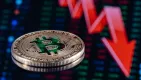 Bitcoin stále klesá