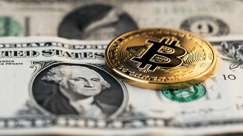 Dolár a kryptomeny sa navzájom doťahujú
