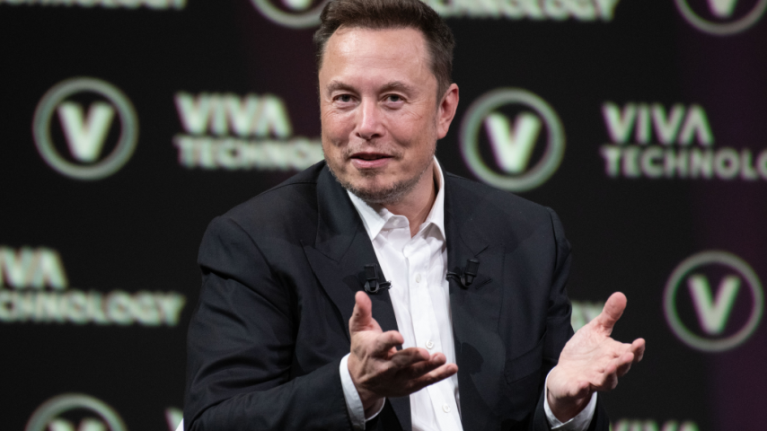 Elon Musk zarobil viac ako Warren Buffett