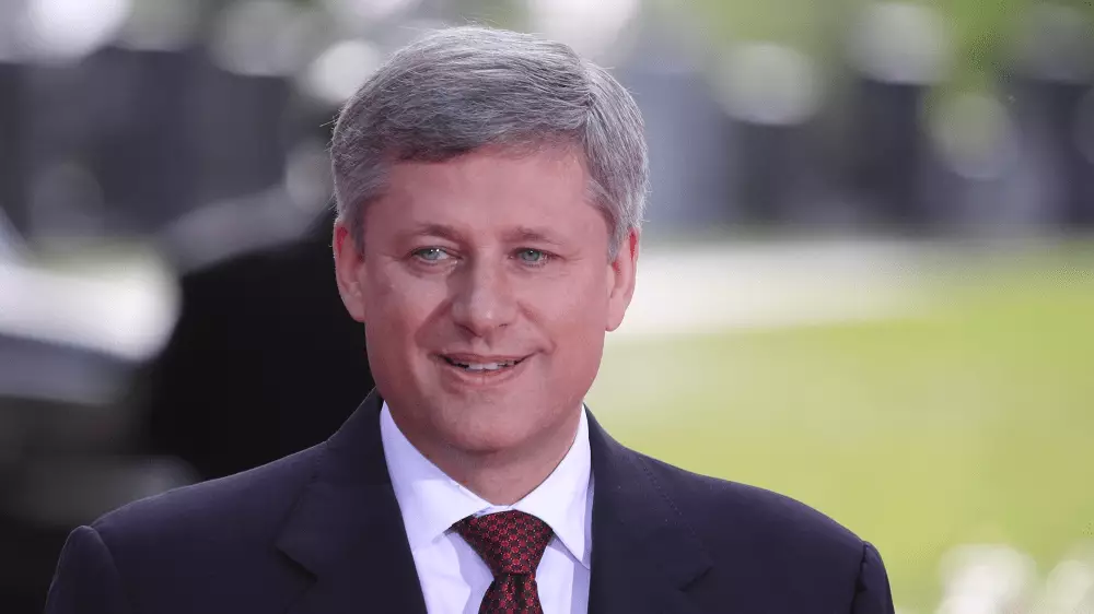 Stephen Harper vidí bitcoin ako rezervu