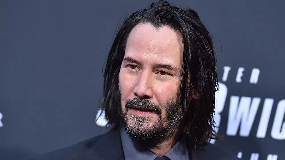 Keanu Reeves hodluje krypto