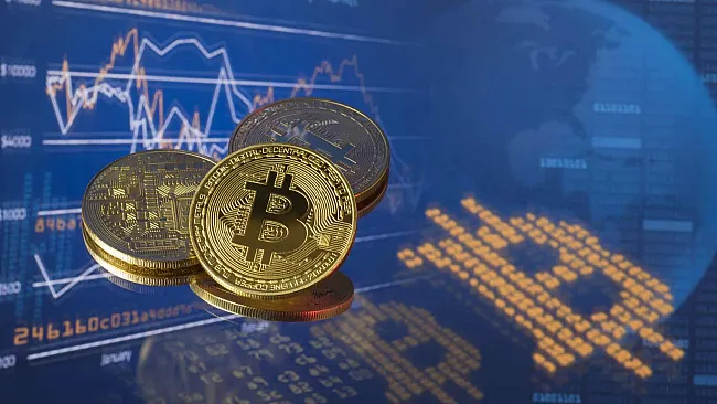 Bitcoin sa drží na supporte