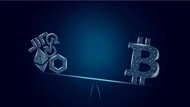 Bitcoin vs. altcoiny. Zdroj: Shutterstock.com/Vladimir Kazakov