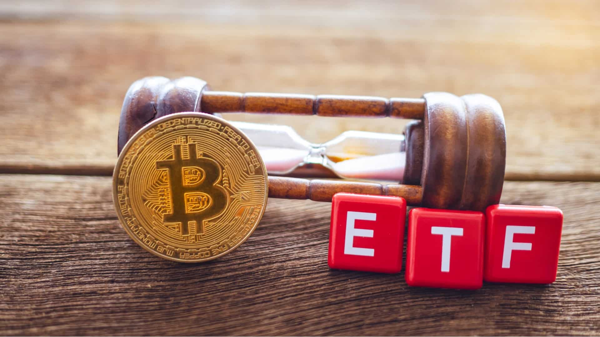 SEC odložil návrh Grayscale BTC ETF