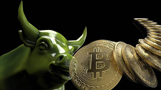 Bitcoin korelácia s akciami predpovedá bullrun