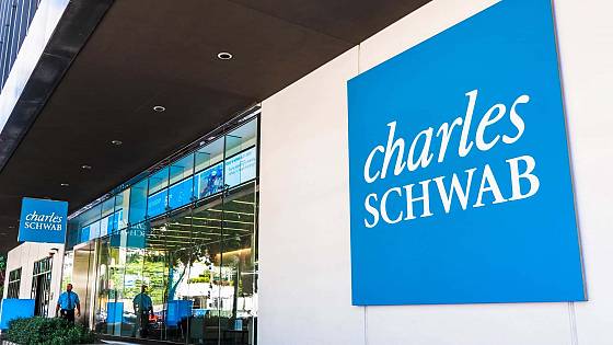 Charles Schwab vstupuje do sveta kryptomien!