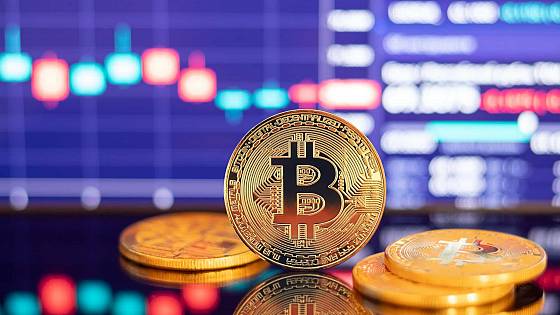 Bitcoin stále drží 40 000 $