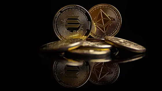 Podľa Raoula Pala Solana predbehne Ethereum