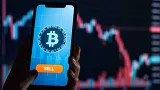 Bitcoin v miernom raste.