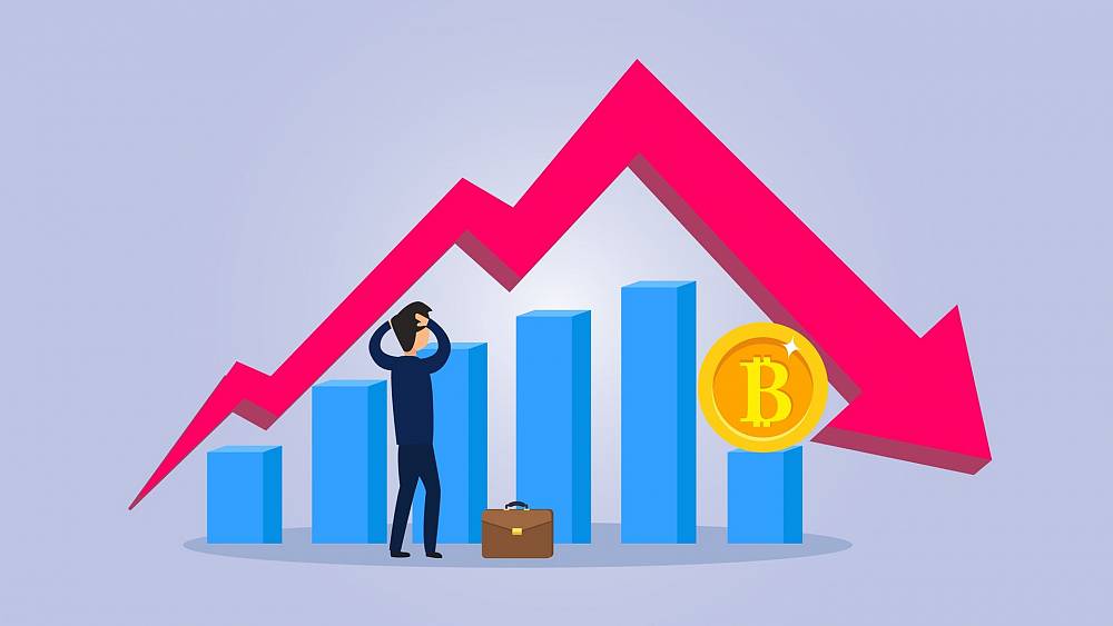 Bitcoin spadne o 50 % podľa investorov