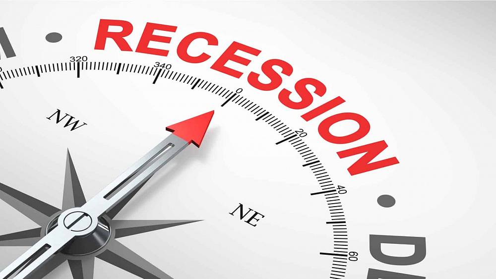 Spôsobia úrokové sadzby recesiu?
