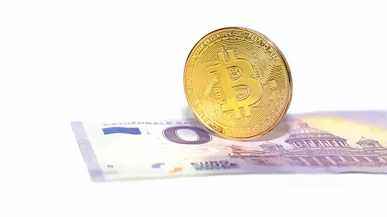 Bitcoin nikdy nedosiahne nulu