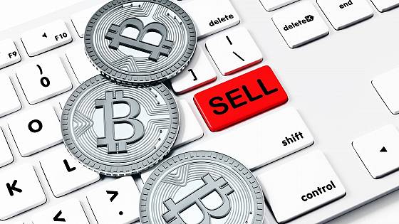 Dlhodobí držitelia predávajú Bitcoin