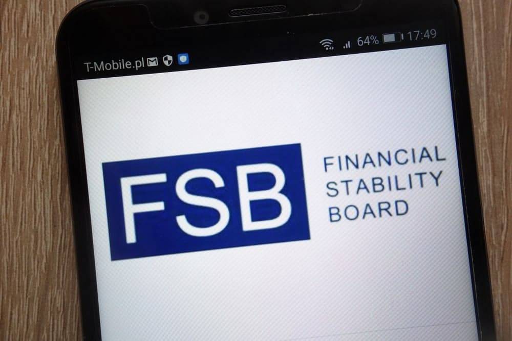 Rada pre finančnú stabilitu (FSB). Jej vplyv na globálne finančné inštitúcie je pravidlom