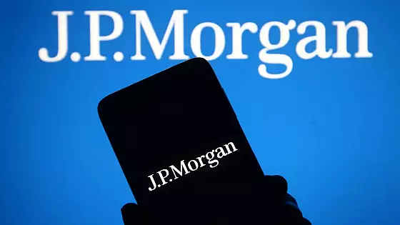 JP Morgan búra predsudky