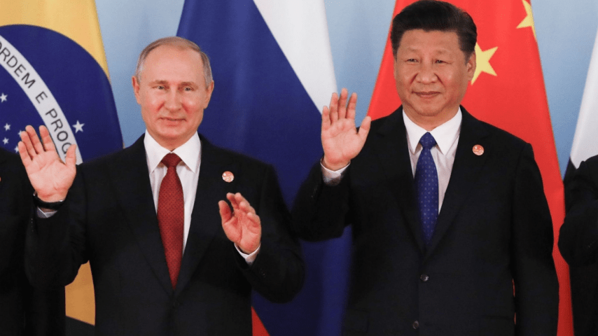Prezidenti Ruska a Činy sa pravidelne stretávajú