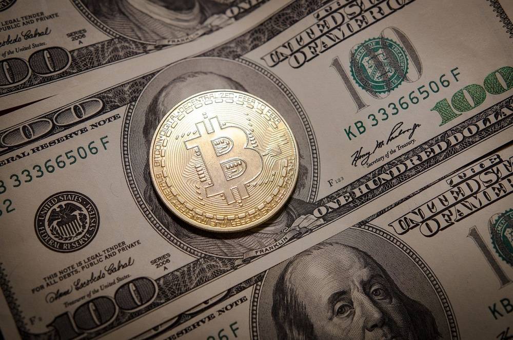 Bitcoin a dolár