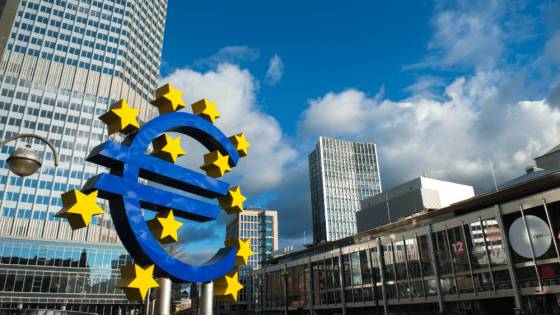 ECB ponechá úrokové sadzby vysoko
