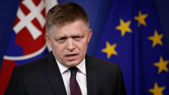 Slovensko musí konsolidovať verejné financie