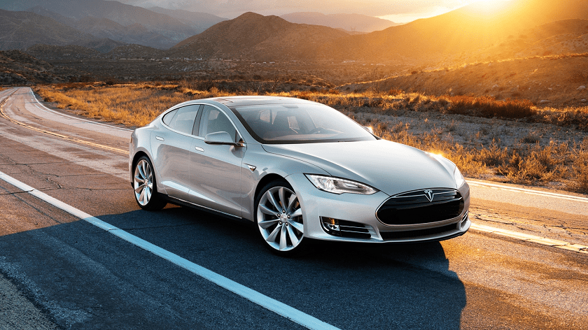 Tesla predávala autá s chybnými dielmi