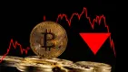 Cena Bitcoinu klesá