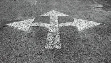 Križovatka mešká aj oproti posledným plánom