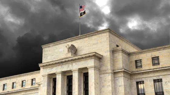 Americká centrálna banka dosiahla rekordnú stratu