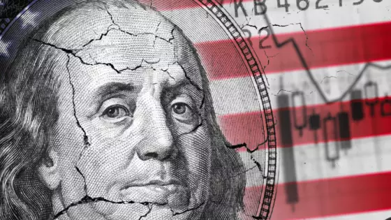 Deficit USA vo februári rapídne stúpol