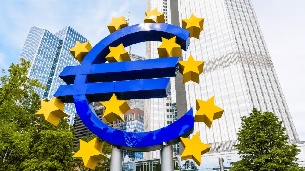 ECB má dostatok priestoru na znižovanie úrokových sadzieb