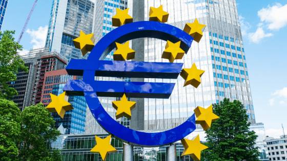 ECB plánuje v júni znížiť úrokové sadzby