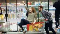 Slováci nakupujú potraviny za hranicami