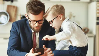 Slováci sporia pre deti