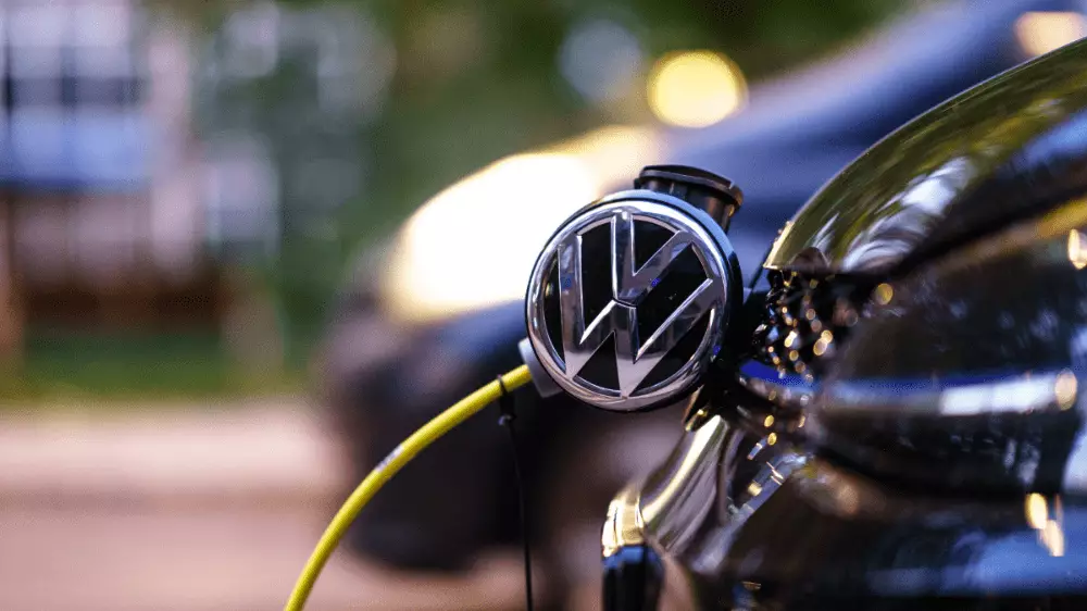 Volkswagen bude vyrábať lacný elektromobil