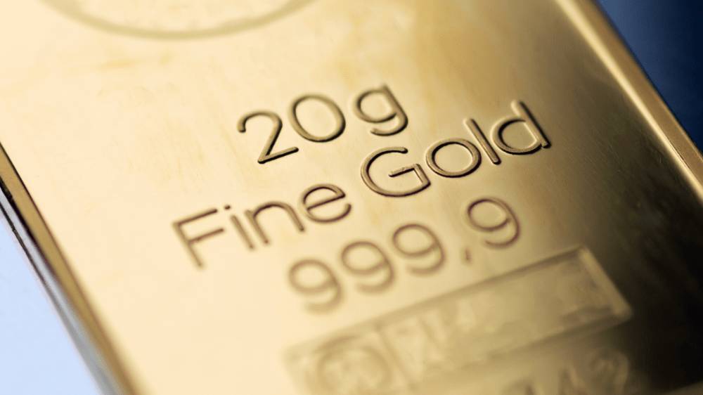 Zlato je na vzostupnej dráhe. Zdroj: shutterstock.com/VladKK