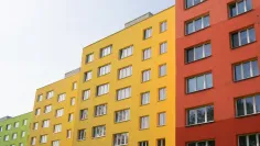 Ceny nehnuteľností klesnú, lebo kupujúcich bude menej