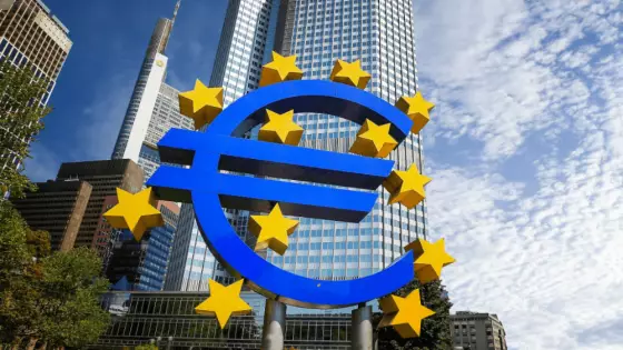 ECB znížila úrokové sadzby