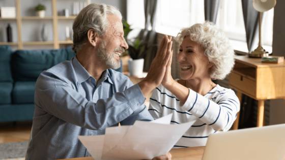 Penzisti dostávajú rodičovský dôchodok