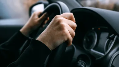 Asistenčný systém brzdí vo vysokej rýchlosti