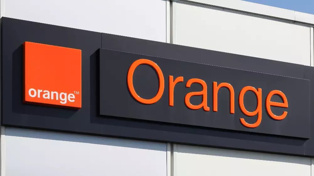 Orange stratil zákazníkov, zarobil o 7 miliónov menej