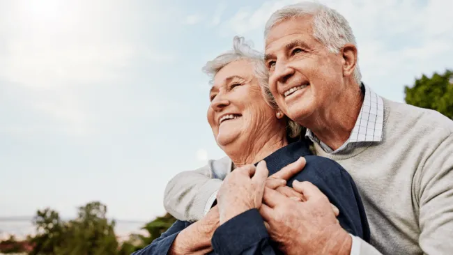 Sociálna poisťovňa vyplácala o miliardu eur viac než pred rokom